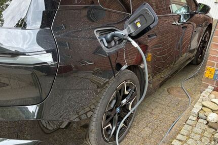 BMW iX 13.348 km 47.800 &euro; Lünen 44526