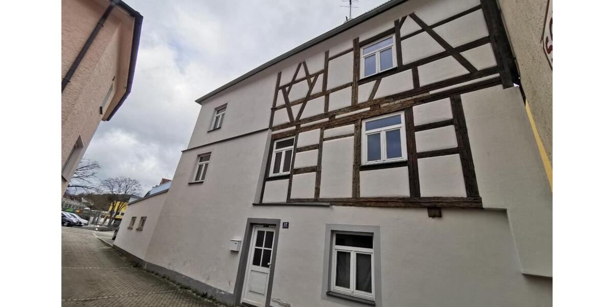 Provisionsfreies denkmalgeschützes Stadthaus, 5 zimmer