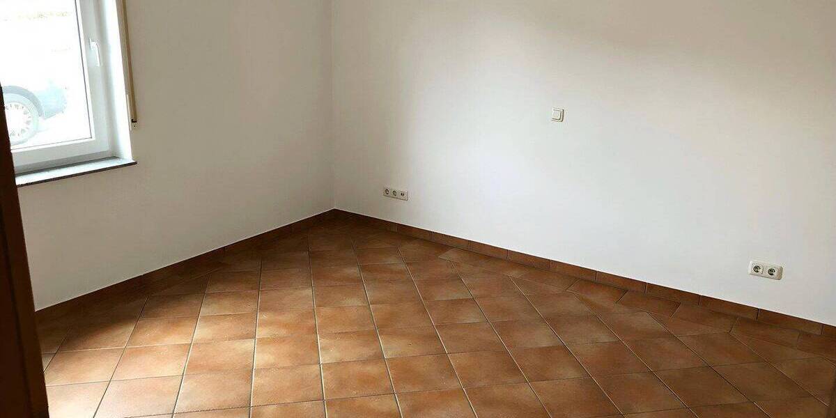 Etagenwohnung Pohlheim Grüningen - 5 Zimmer, 135 m&sup2;, 1.380&euro; | Angebot:26866311