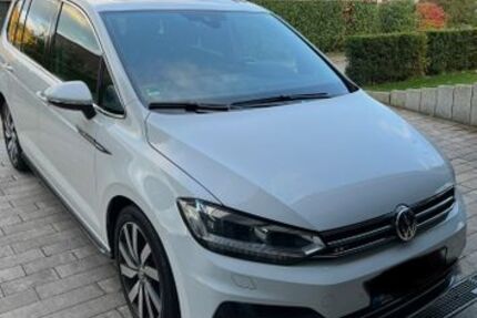 VW Touran 75.000 km 20.990 &euro; Stuttgart 70565