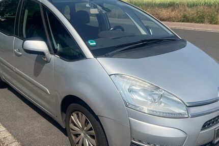 Citroen C4 Picasso 116.684 km 5.300 € Hanau 63452