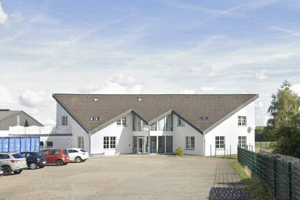 Büro Praxis Pflege Schulung vielseitige Möglichkeiten in zentraler Lage im Harz zimmer