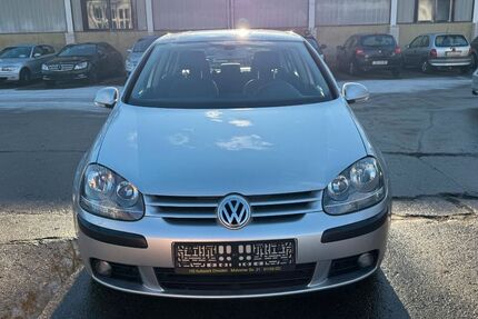 VW Golf 96.534 km 5.900 &euro; Dresden 01159