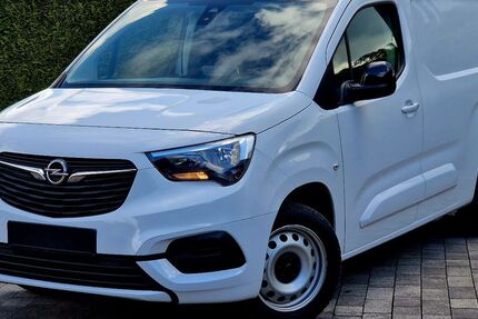 Opel Combo 140.000 km 11.999 &euro; Bad Lippspringe 33175
