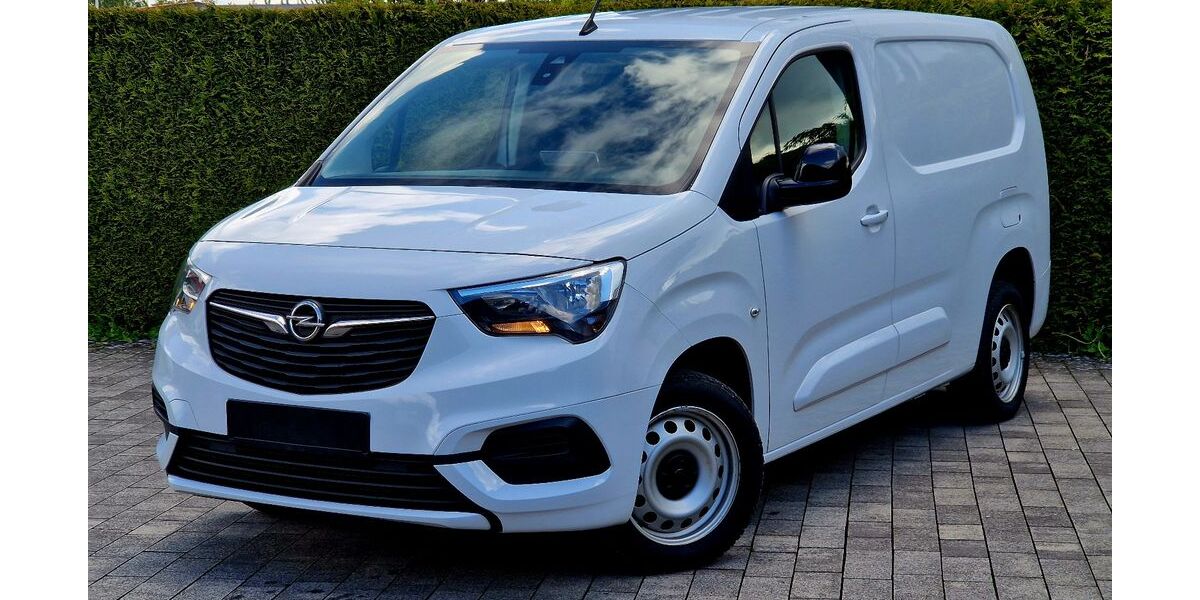 Opel Combo 140.000 km 11.999 &euro; Bad Lippspringe 33175