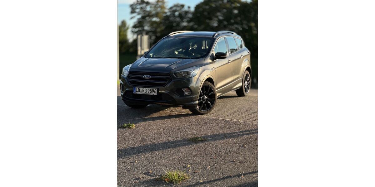 Ford Kuga 184.000 km 13.490 &euro; Erligheim 74391