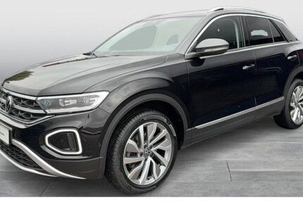 VW T-Roc 29.610 km 33.990 € Emden 26723