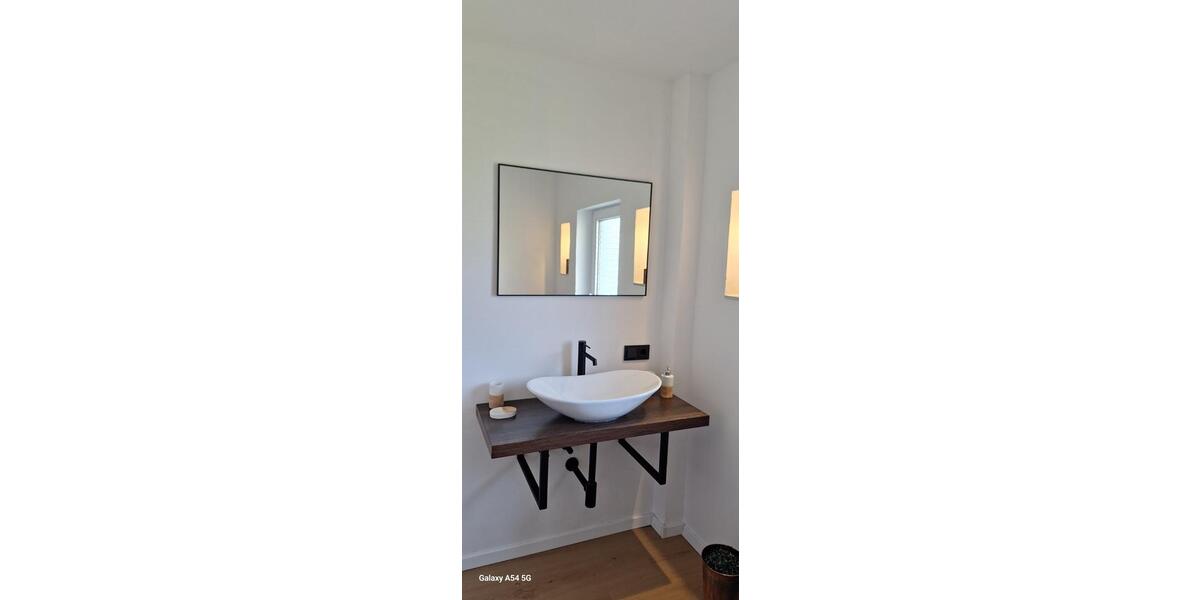 Erdgeschoßwohnung Esens - 2 Zimmer, 65 m&sup2;, 975&euro; | Angebot:25408685