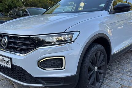 VW T-Roc 70.309 km 21.880 € Haßfurt 97437