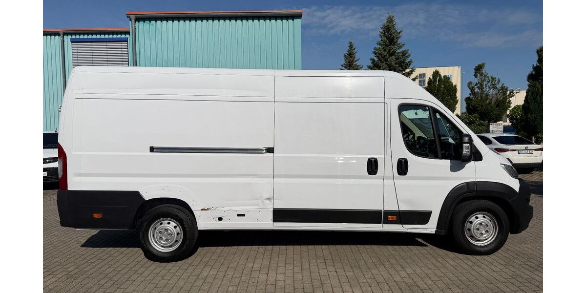Opel Movano 106.950 km 12.990 &euro; Iphofen 97346