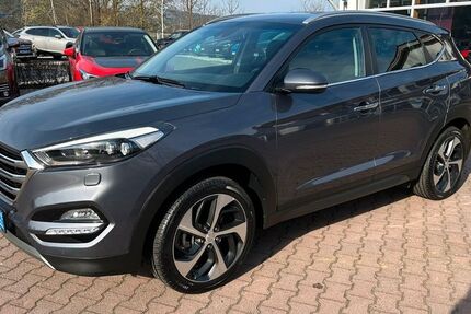 Hyundai TUCSON 81.393 km 16.500 &euro; Bad Kötzting 93444