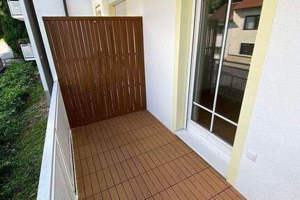 Komplett sanierte 2-Zimmer-Eigentumswohnung mit Balkon, Aufzug, Einbauküche und Tiefgaragenstellplatz – mitten in Dingolfing 2 zimmer