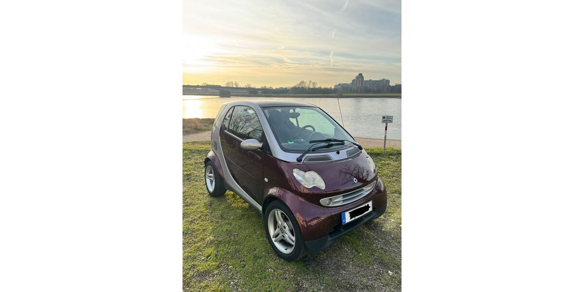 Smart ForTwo 162.000 km 2.200 &euro; Düsseldorf 40237