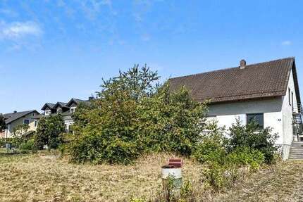 Haus Nittenau - 7 Zimmer, 128 m&sup2;, 390.000&euro; | Angebot:27140899