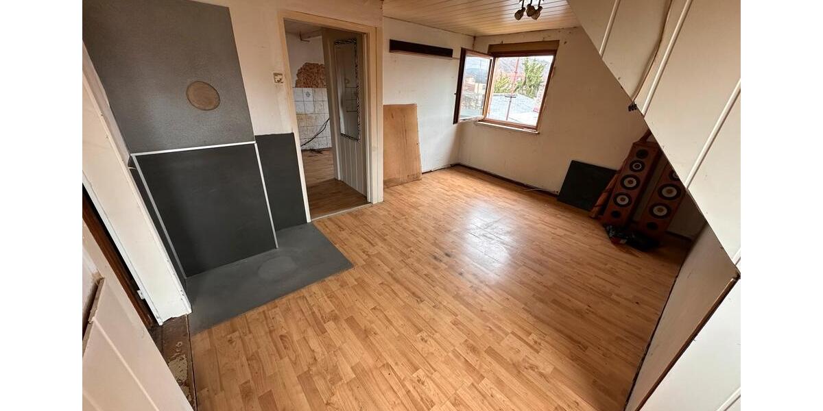 Mehrfamilienhaus, Wohnhaus Rudolstadt - 11 Zimmer, 240 m&sup2;, 189.000&euro; | Angebot:26325696