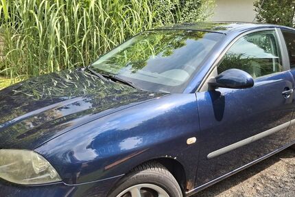 Seat Ibiza 210.000 km 549 &euro; Lübbecke 32312