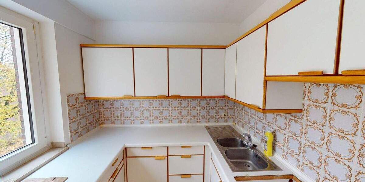 Gepflegte 3-Zimmer-Wohnung mit Parkett + zwei Balkonen in ruhigem 6-Parteien-Haus in Aachen-Zentrum 3 zimmer