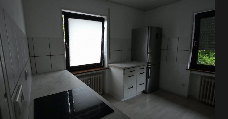 Erdgeschoßwohnung Frankenberg (Eder) - 4 Zimmer, 125 m&sup2;, 999&euro; | Angebot:26410135