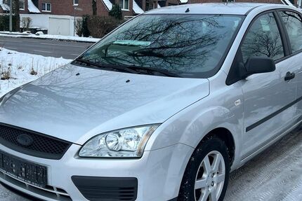 Ford Focus 159.197 km 2.999 &euro; Paderborn 33100
