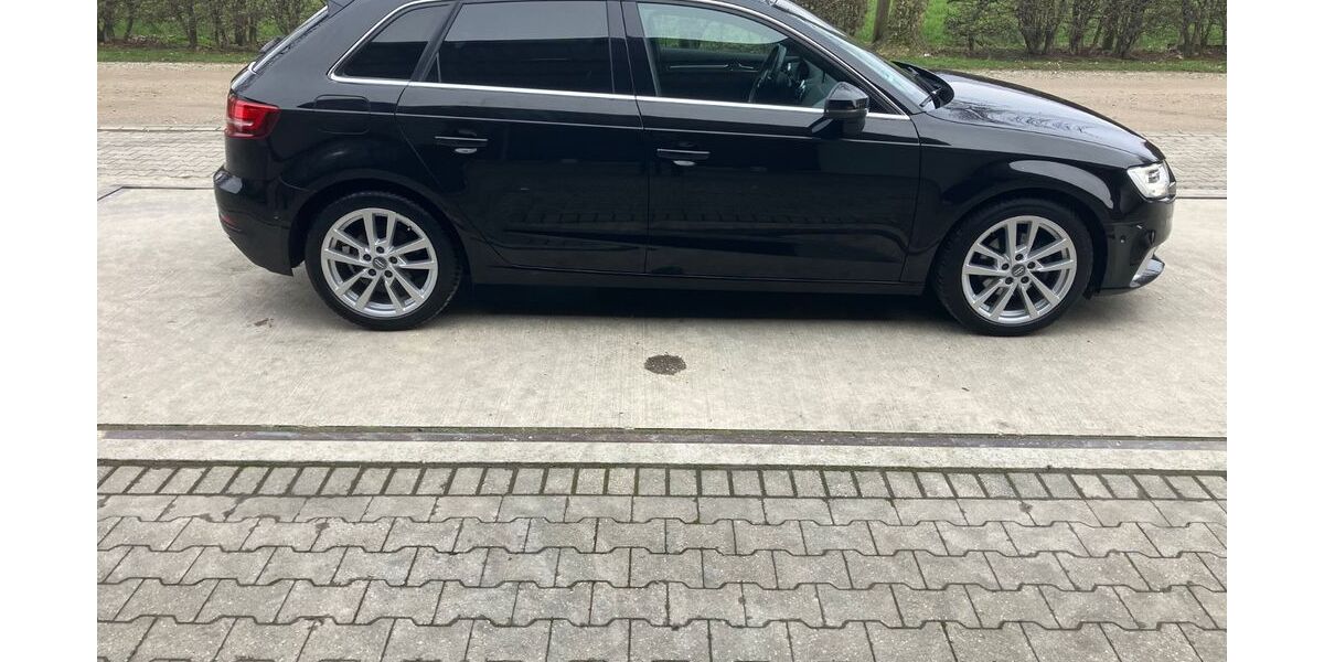 Audi A3 104.007 km 16.950 &euro; Erkelenz 41812