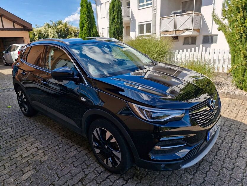 Opel Grandland (X) 97.000 km 15.900 € Östringen 76684
