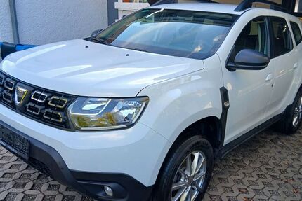 Dacia Duster 98.000 km 12.500 &euro; Vohenstrauß 92648