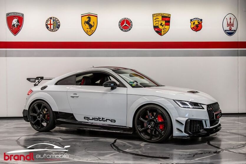 TT RS