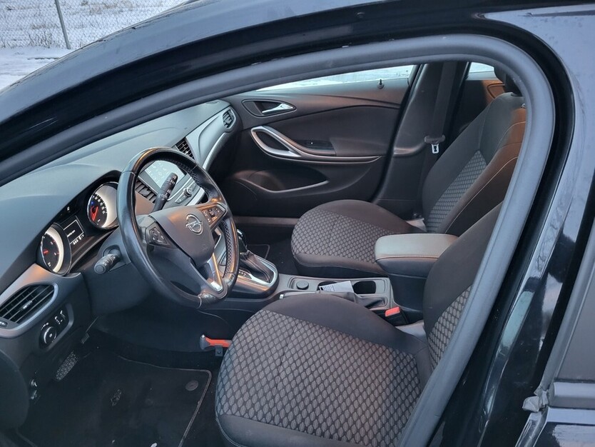 Astra Sports Tourer