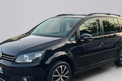 VW Touran 125.300 km 13.490 € Egelsbach 63329