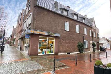 Haus Rees - 8 Zimmer, 235 m&sup2;, 440.000&euro; | Angebot:24967067