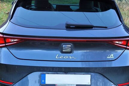 Seat Leon 102.742 km 17.900 &euro; Bischofsmais 94253