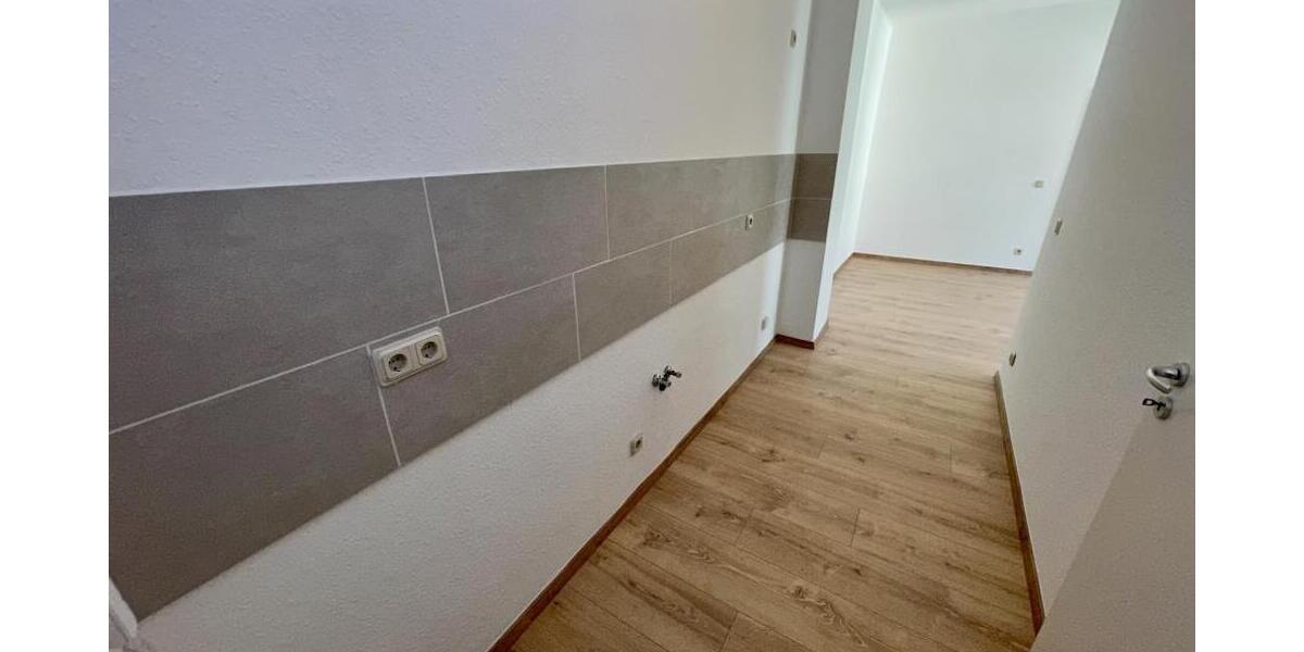 Erstbezug nach Sanierung! Kleine 2,5-R. Wohnung in der Innenstadt von Gera - Etagenwohnung Gera Debschwitz | Angebot:27261935