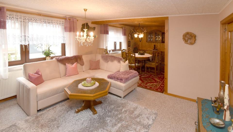 Mehrfamilienhaus, Wohnhaus Schleusingen - 8 Zimmer, 170 m&sup2;, 189.000&euro; | Angebot:26396982