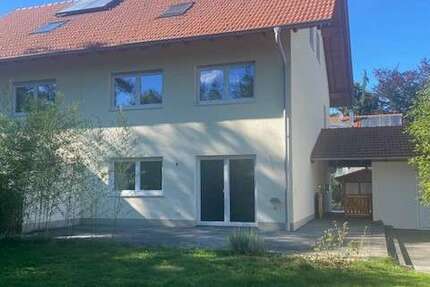 Haus zum Mieten in Zorneding 2.900 € 190 m²