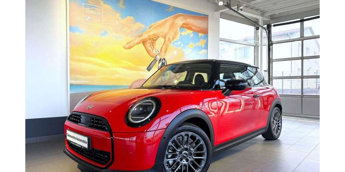 Mini Cooper 4.000 km 24.820 &euro; Strausberg 15344
