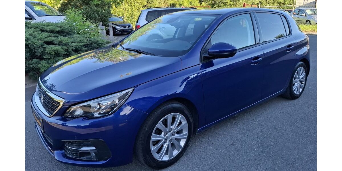 Peugeot 308 120.420 km 7.800 &euro; Derenburg 38895