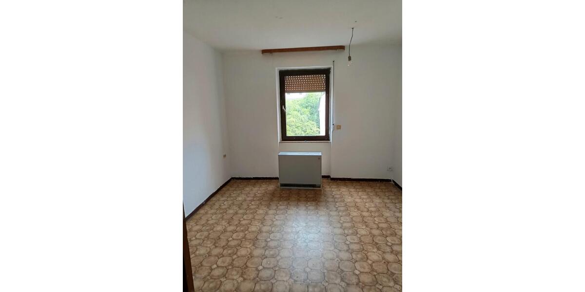Einfamilienhaus Idar-Oberstein Oberstein - 7 Zimmer, 151 m&sup2;, 130.000&euro; | Angebot:26818568