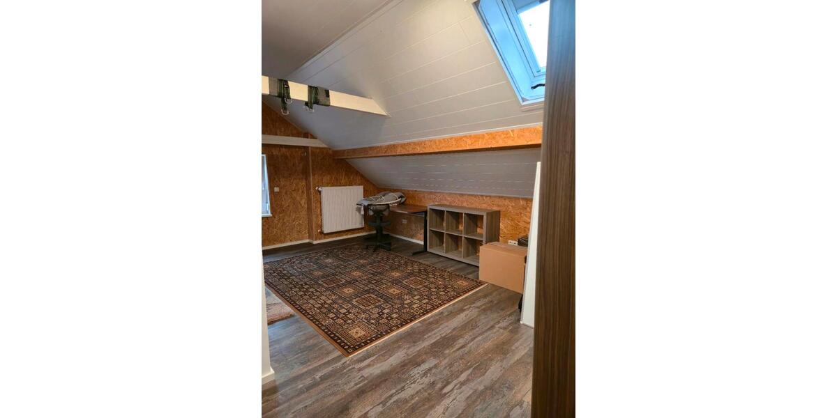 Einfamilienhaus Stadtlauringen - 5 Zimmer, 116 m&sup2;, 165.000&euro; | Angebot:26421538