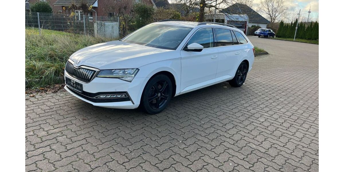 Skoda Superb 138.501 km 15.980 &euro; Bad Schwartau 23611