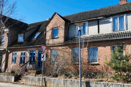 Haus Malchin - 8 Zimmer, 140 m&sup2;, 100.000&euro; | Angebot:26024992