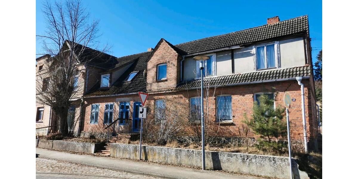 Mehrfamilienhaus, Wohnhaus Malchin - 8 Zimmer, 140 m&sup2;, 100.000&euro; | Angebot:26024992