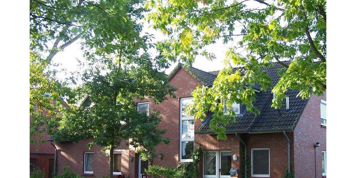 Möblierte Wohnung mit Loggia und Einstellplatz! 2 zimmer