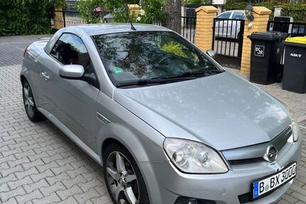 Opel Tigra 159.000 km 2.500 &euro; Berlin 13583