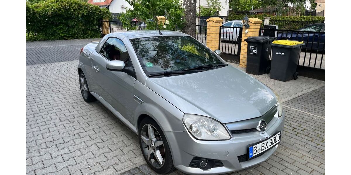 Opel Tigra 159.000 km 2.500 &euro; Berlin 13583