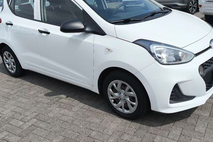 Hyundai i10 99.848 km 5.949 &euro; Alsdorf (Nordrhein-Westfalen) 52477