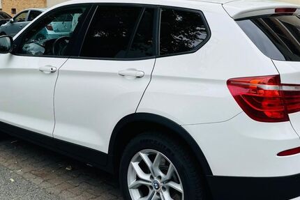 BMW X3 223.000 km 10.900 &euro; Berlin 13599