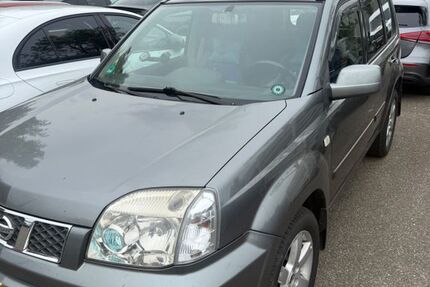 Nissan X-Trail 260.000 km 2.600 &euro; Esslingen 73734