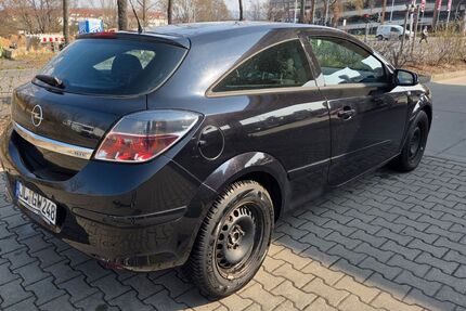 Opel Astra 97.500 km 2.950 &euro; Dresden 01309