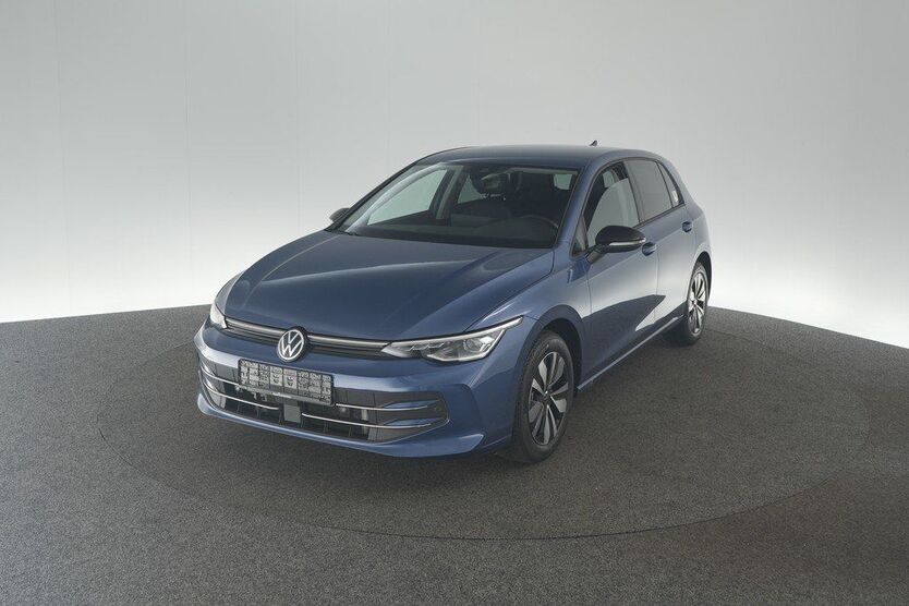 VW Golf 25.200 km 30.460 € Aach 78267