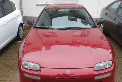Mazda 323 160.000 km 1.900 &euro; Köln 51069